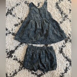 Carters Floral Patterned Kids  Top/Bloomers Set 100% cotton Size 5T